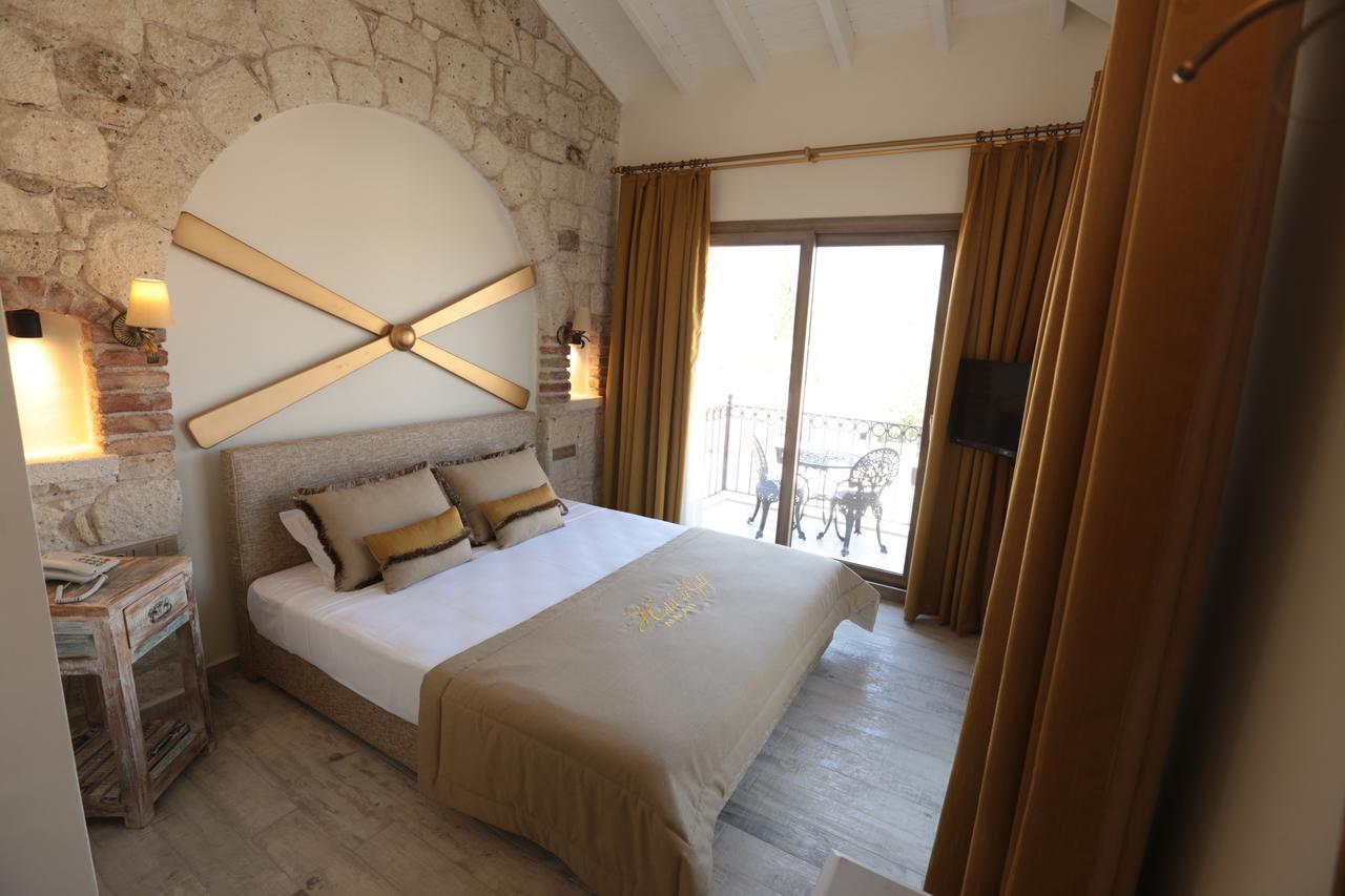Hotel De Gold Alacati (Adults Only) ภายนอก รูปภาพ