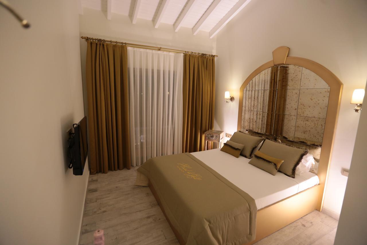 Hotel De Gold Alacati (Adults Only) ภายนอก รูปภาพ
