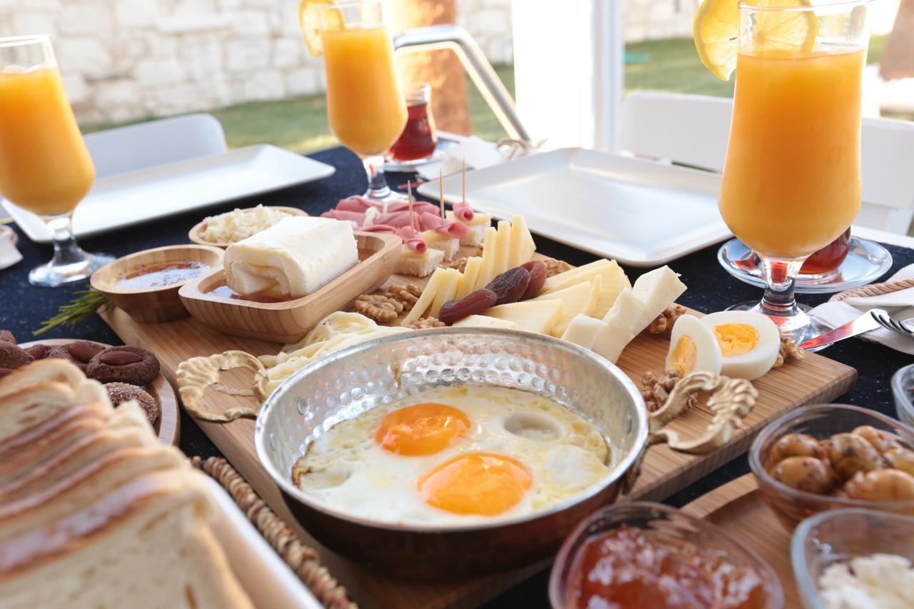 Hotel De Gold Alacati (Adults Only) ภายนอก รูปภาพ